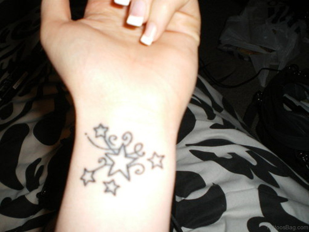 Shaded stars and vines Star tattoos designs, Tattoos