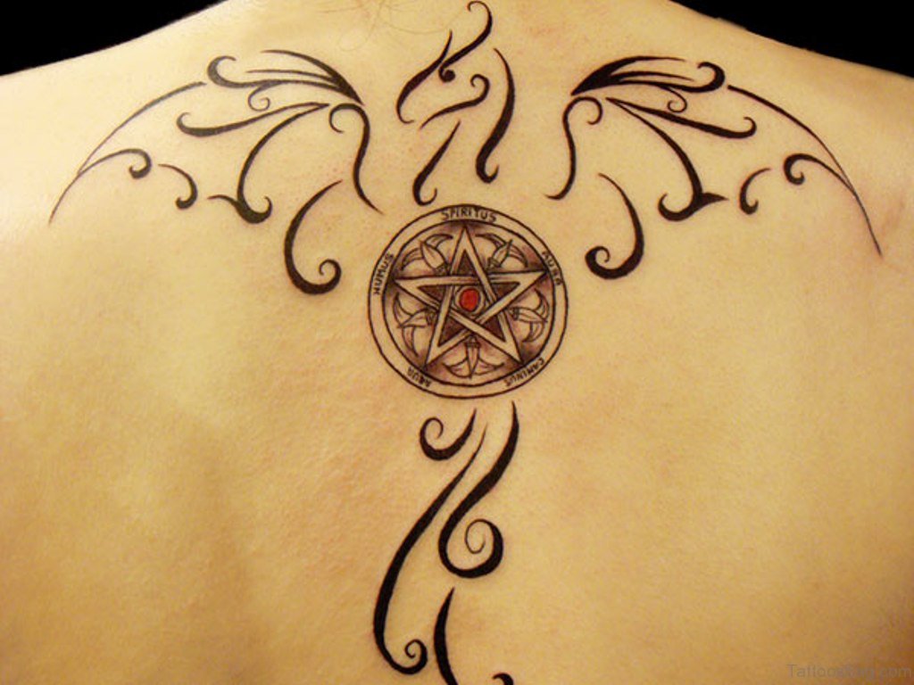 Женские тату знак. Магические тату. Татуировки для девушек магия. Тату символы. Магические узоры на теле.