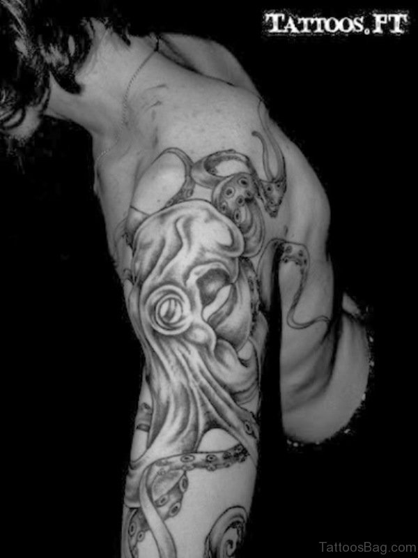 86 Amazing Black And White Tattoos On Shoulder - Tattoo Designs –  