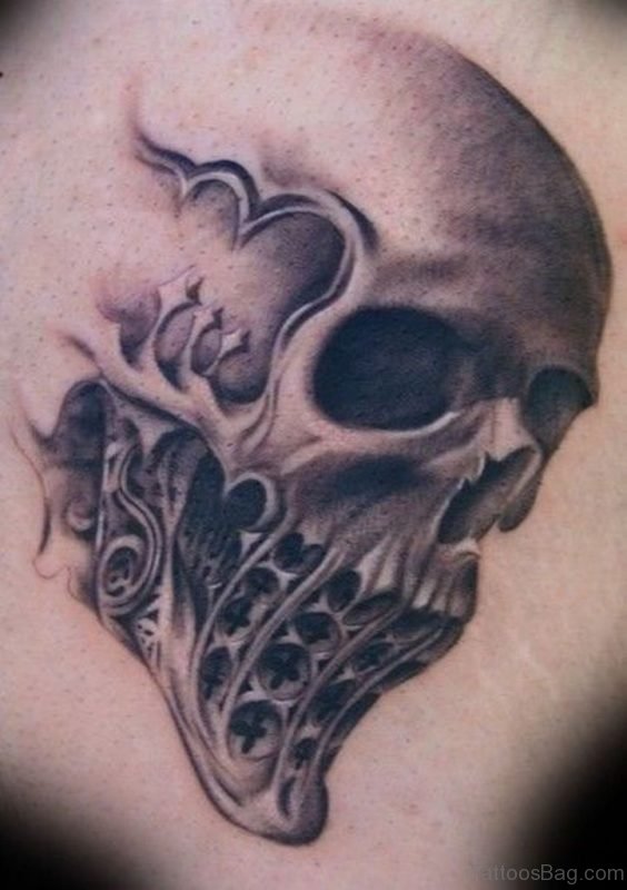 Nice Skull Tattoos On Upper Back.